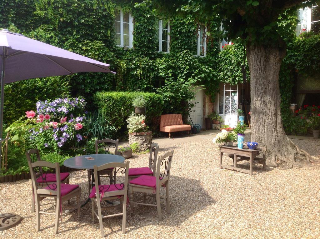 Chambres D'Hotes La Villa Alienor Лез-Андели Экстерьер фото