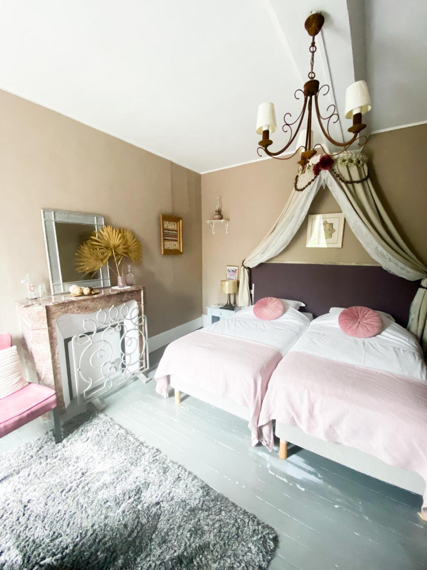 Chambres D'Hotes La Villa Alienor Лез-Андели Экстерьер фото