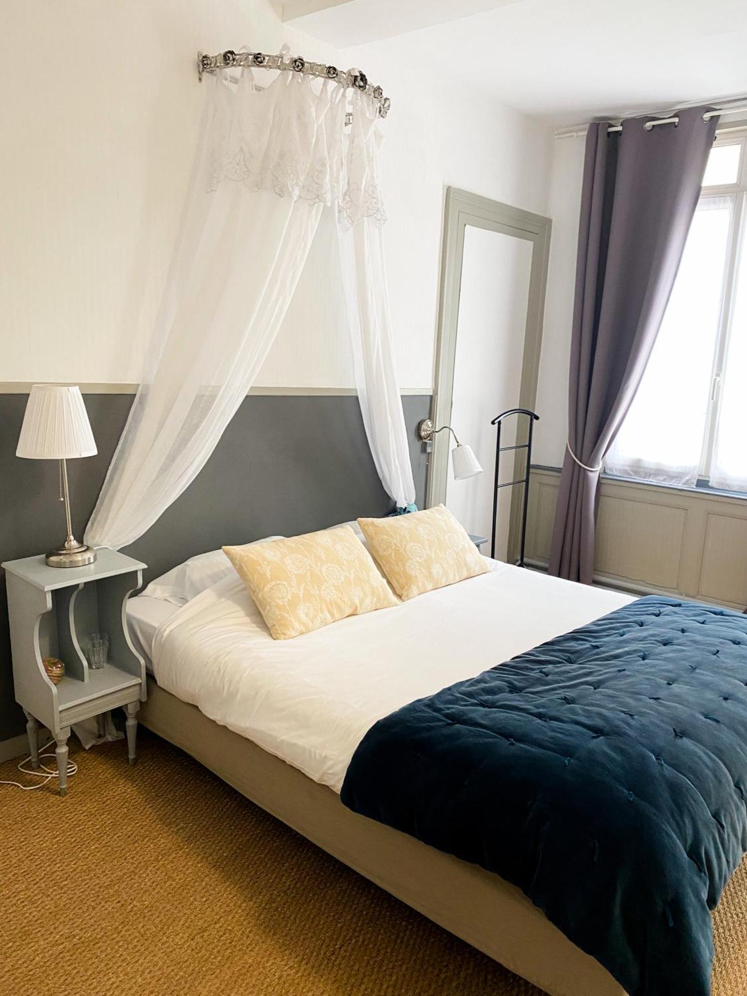 Chambres D'Hotes La Villa Alienor Лез-Андели Экстерьер фото