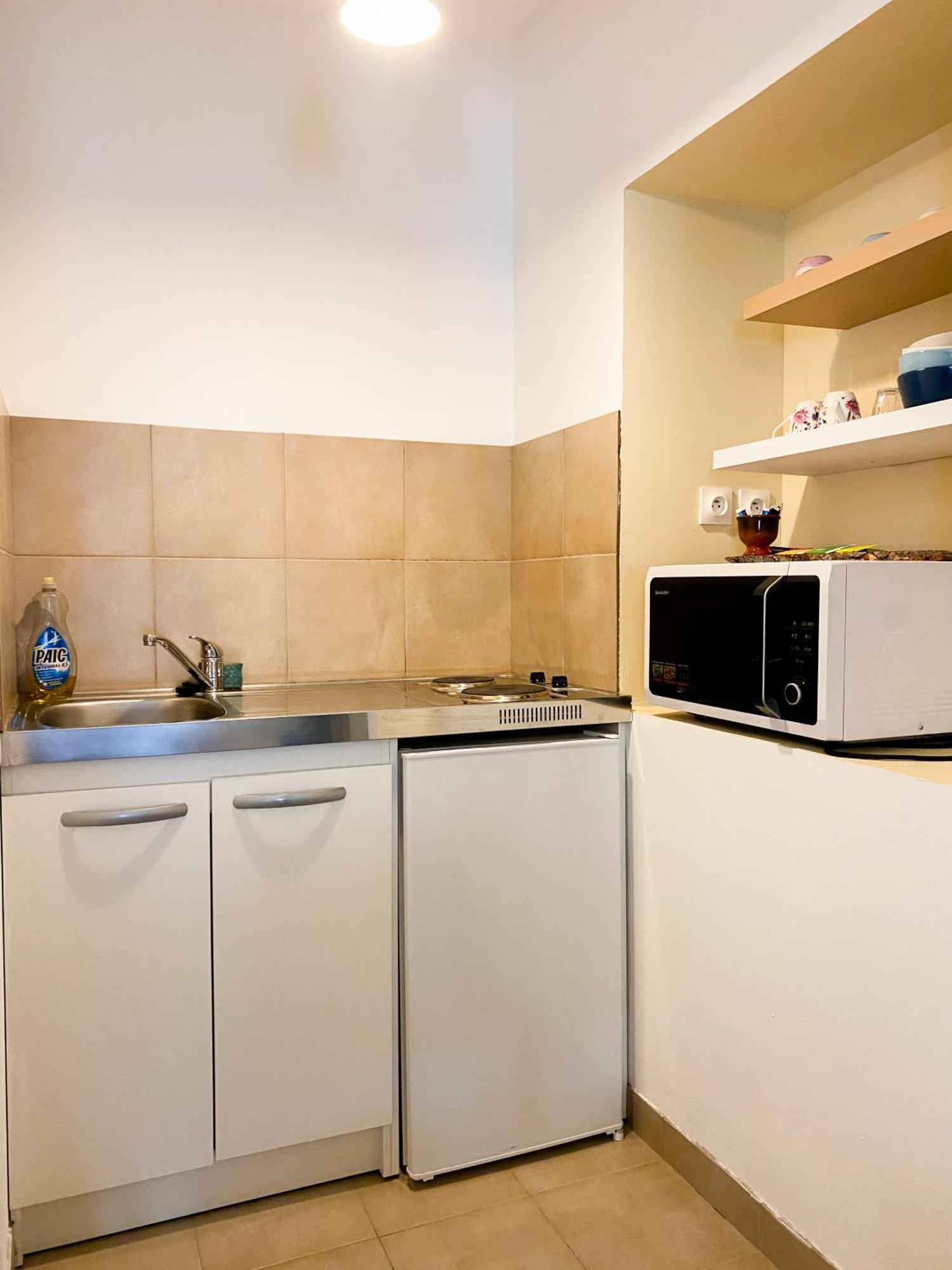 Chambres D'Hotes La Villa Alienor Лез-Андели Экстерьер фото
