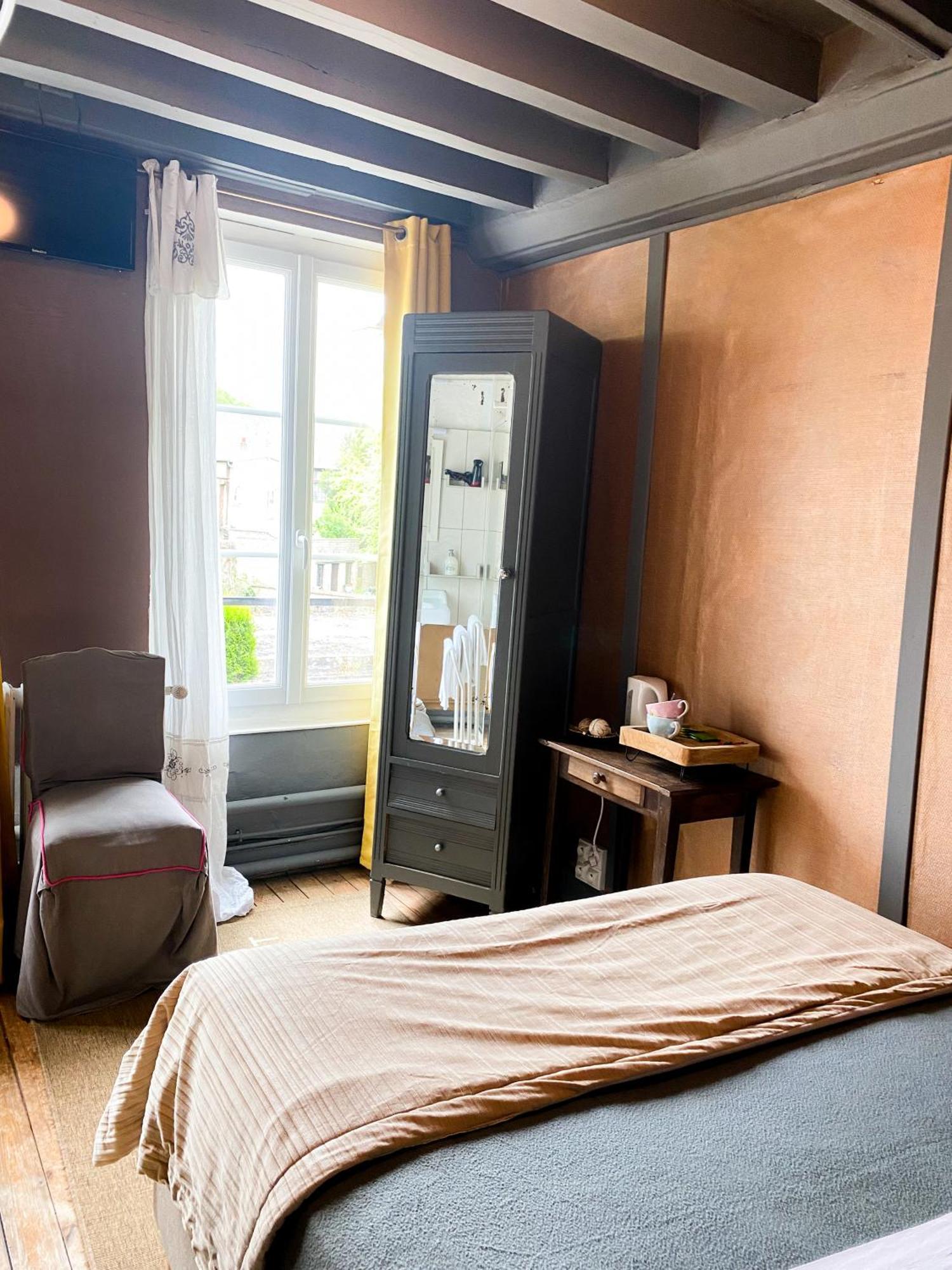 Chambres D'Hotes La Villa Alienor Лез-Андели Экстерьер фото